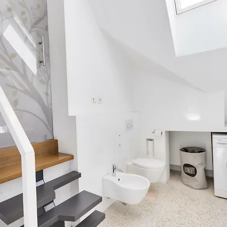 Fine Apartment
