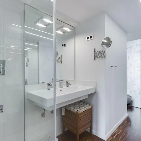 Fine Apartment