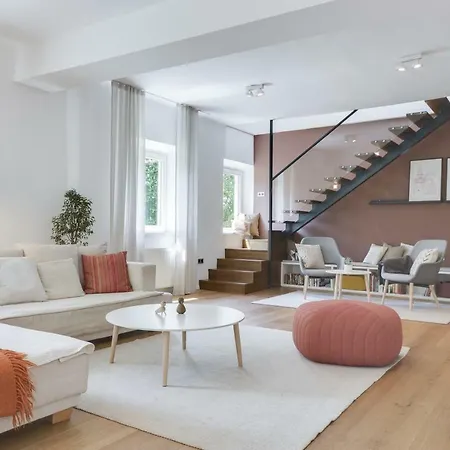 Fine Apartment