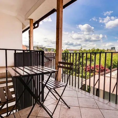 Fine Apartment *